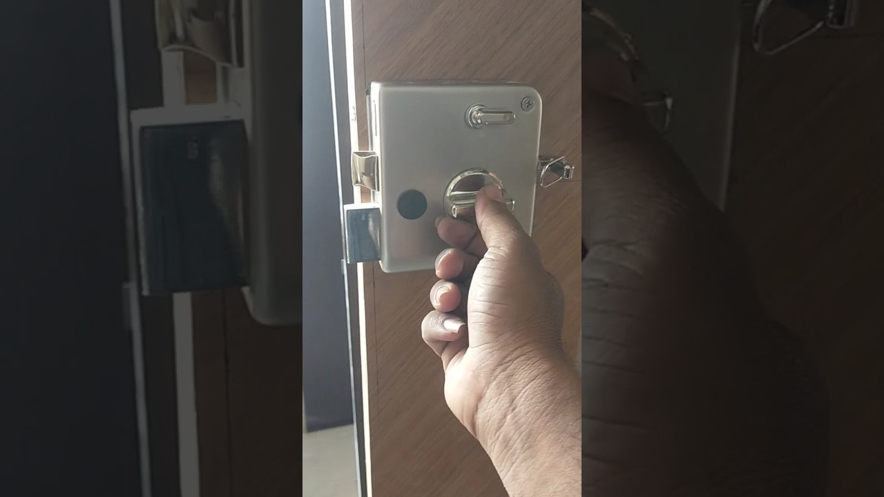 Read more about the article Godrej lock installation, how to install door lock 🔐