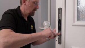 Read more about the article How to install Yale Conexis L2 Smart Lock