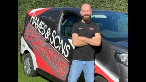 Read more about the article Mobile Locksmith At Your Door Step