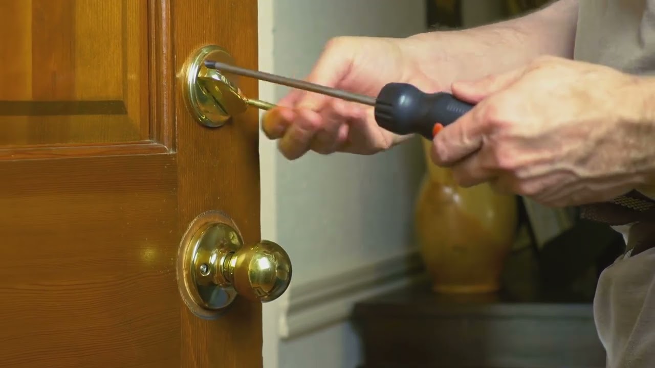 Read more about the article Residential Locksmith Services in Centerville, MA | Residential locksmith | 508-771-7500