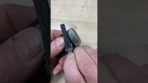 Read more about the article VW Passat car key battery-EASY DIY #automobile #carkeys #mechanic #VW #passat
