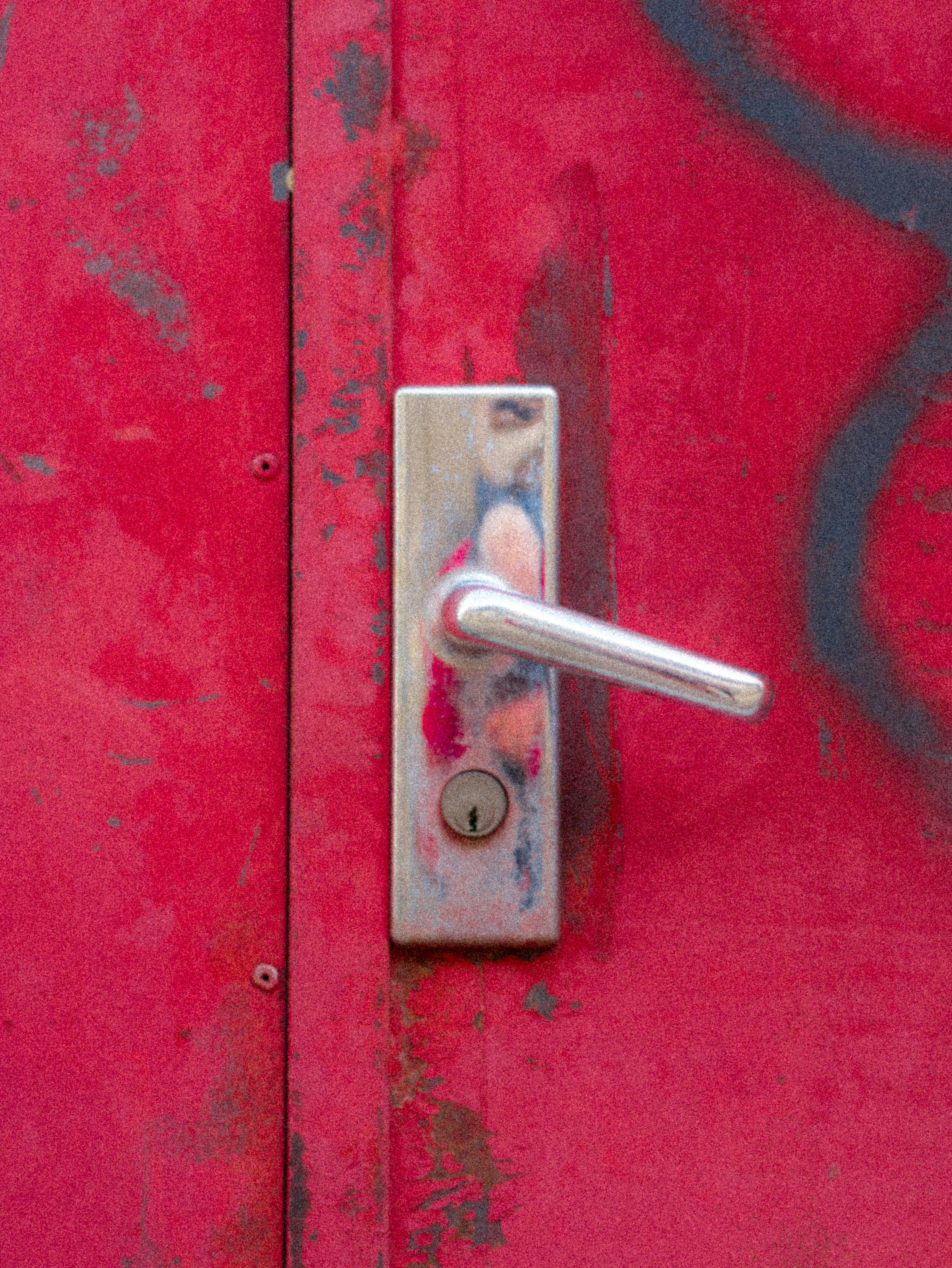 Strategies for Maintaining Long-Term Partnerships with Local Clients